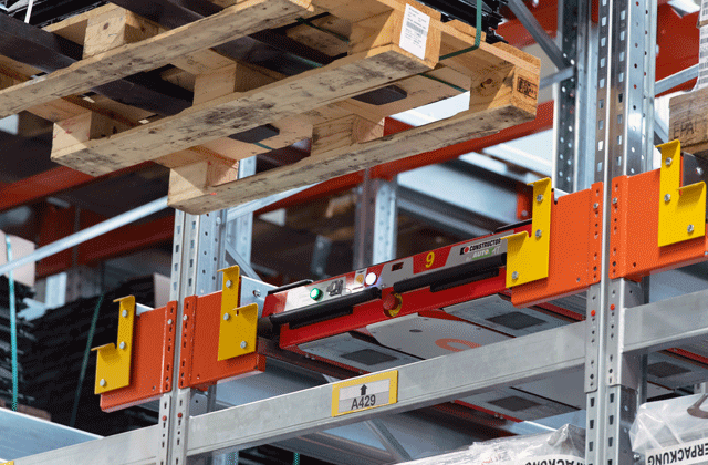 Regály na skladování palet